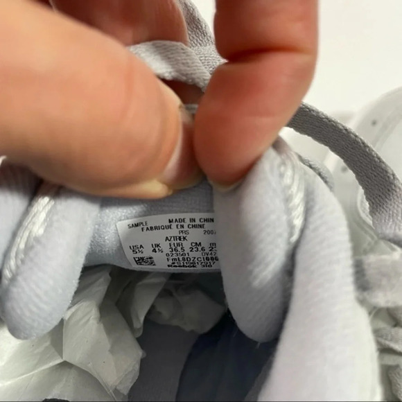 New Reebok Sample Unisex Aztrek Shoes M 5.5 Wo 7 - Picture 5 of 5